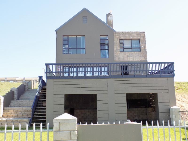 3 Bedroom Property for Sale in Hartenbos Western Cape